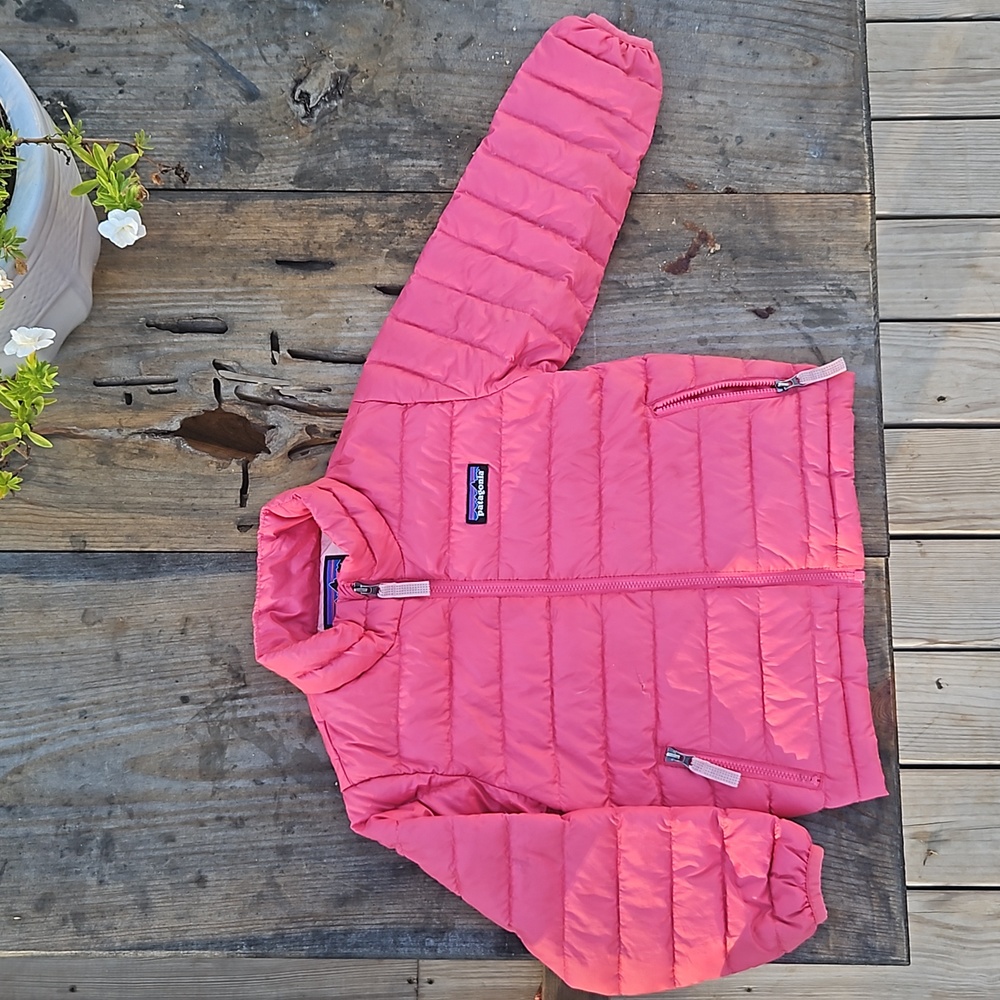 Patagonia 3t puffer jacket pink